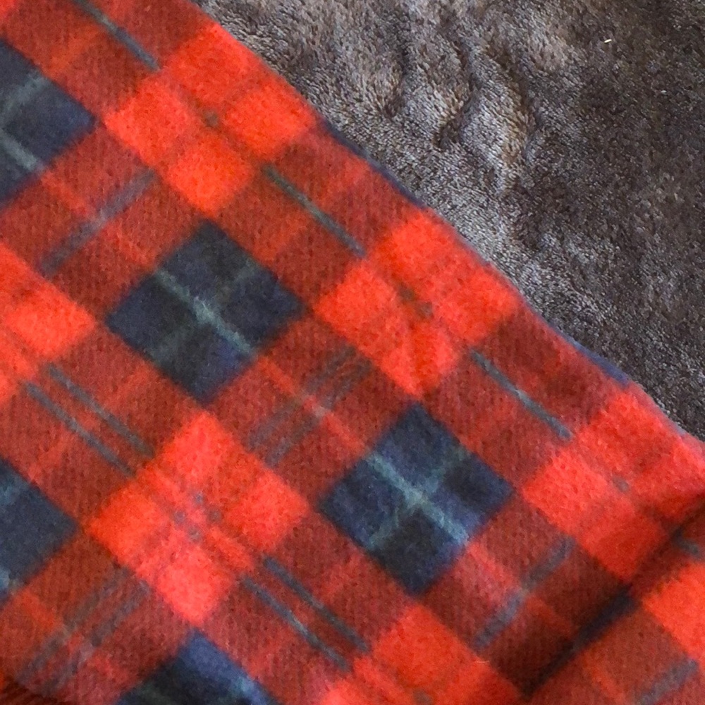 NEW w/ tags Old Navy Plaid Infinity Scarf